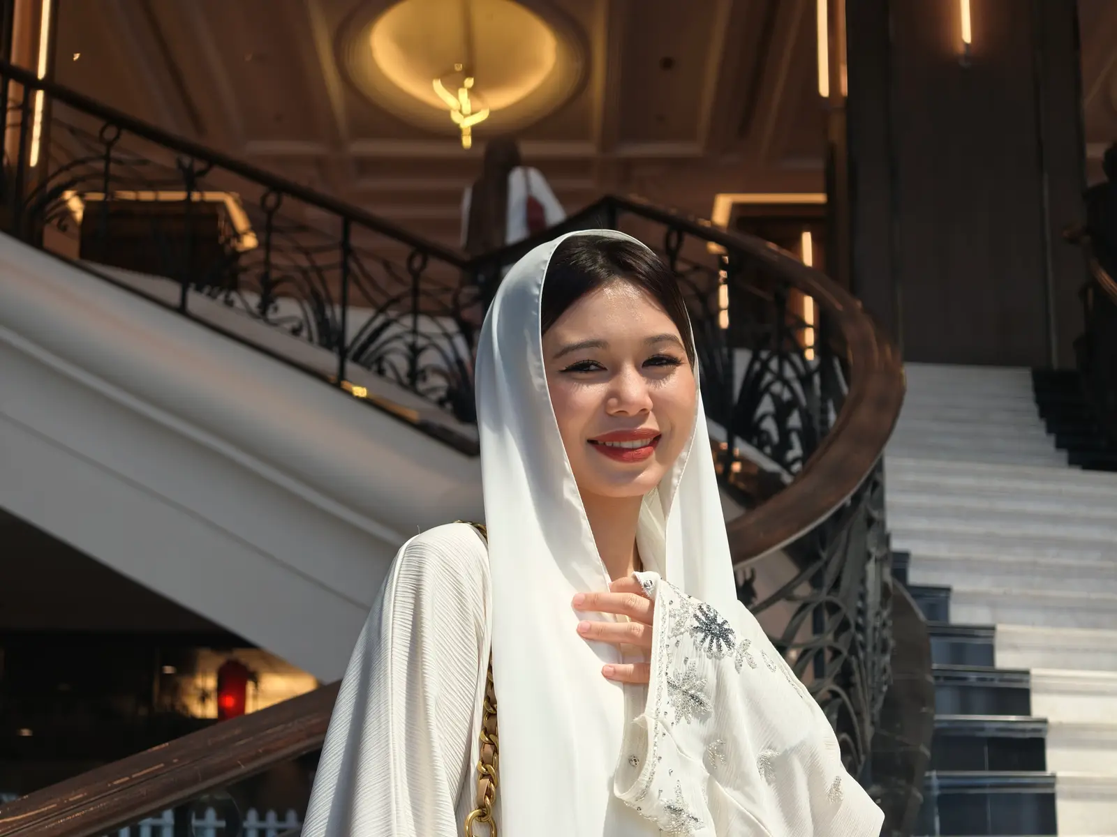 Majestic Raya — frame 3